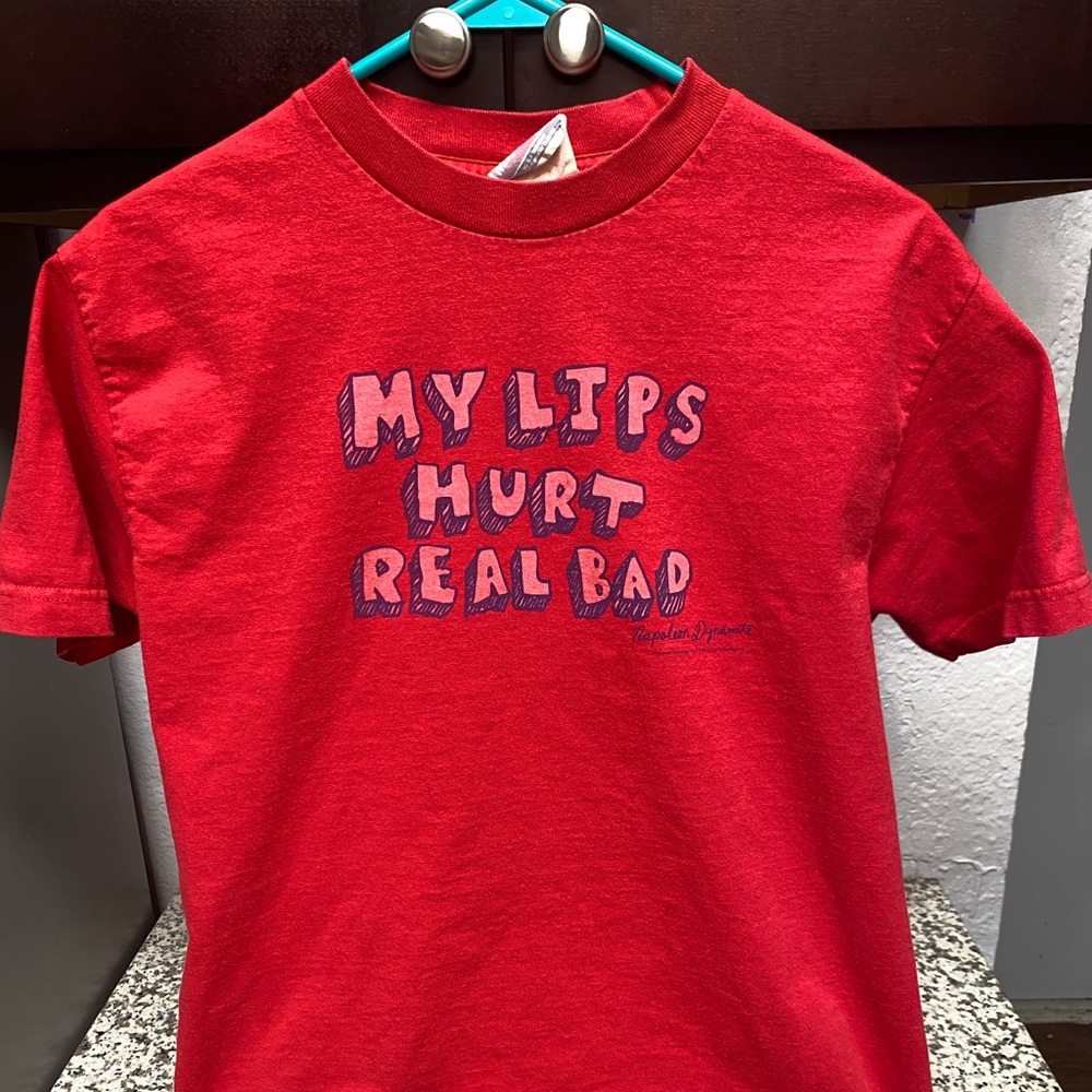 Vintage 2005 Napolean Dynamite My Lips Hurt Real Bad Tee Red